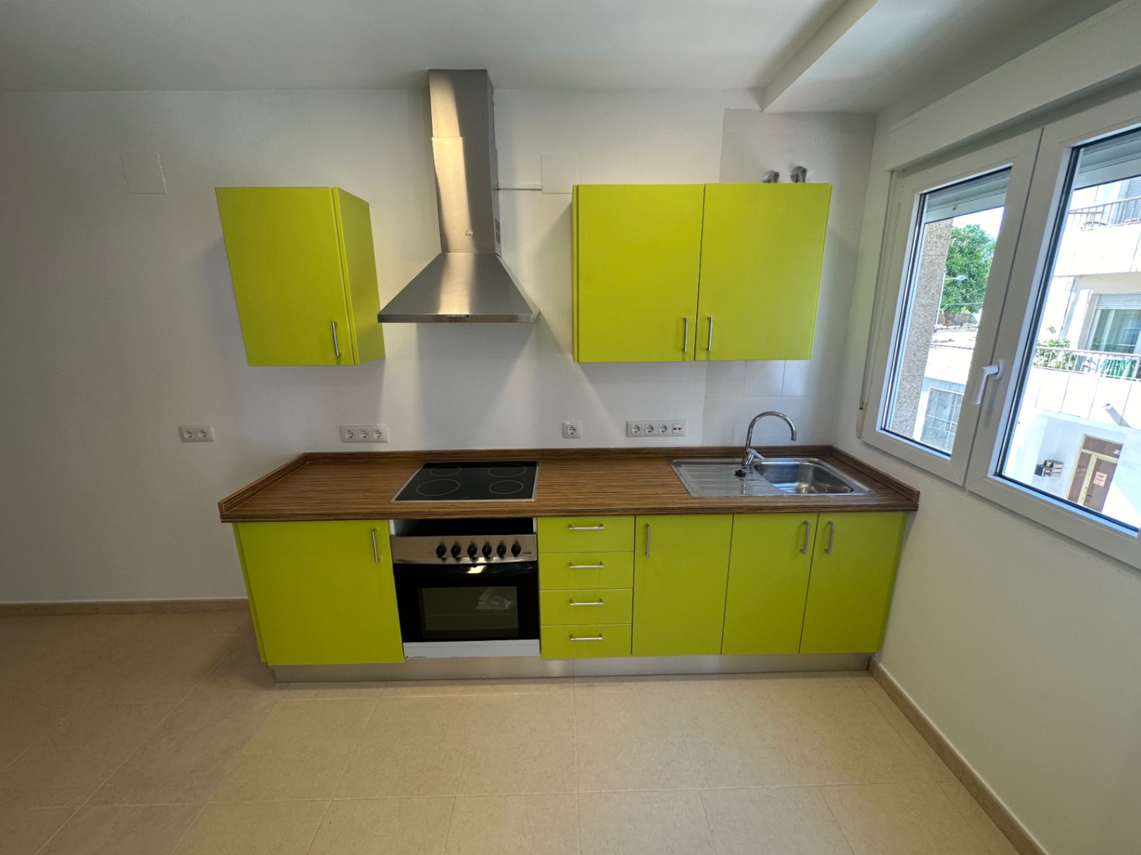 2-1DXCEDZ - Apartamento en venta de 3 dormitorios en Jávea, Pueblo.