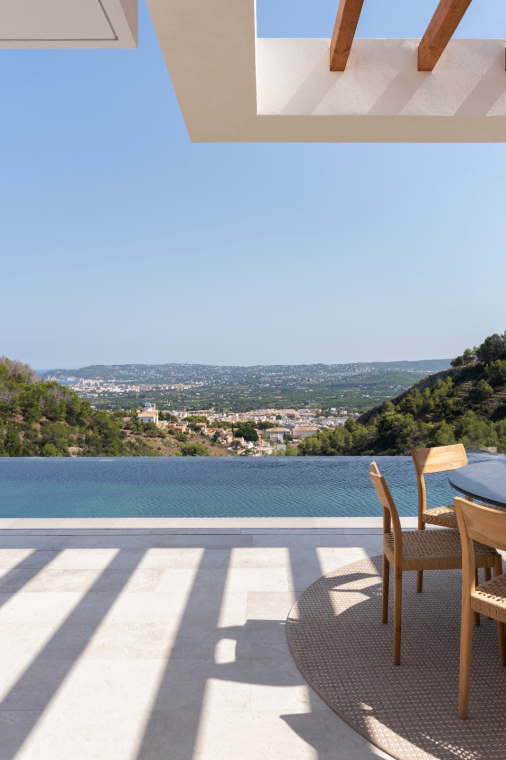Ca Malva, een luxe villa in Jávea waar de architectuur samensmelt met de Middellandse Zee