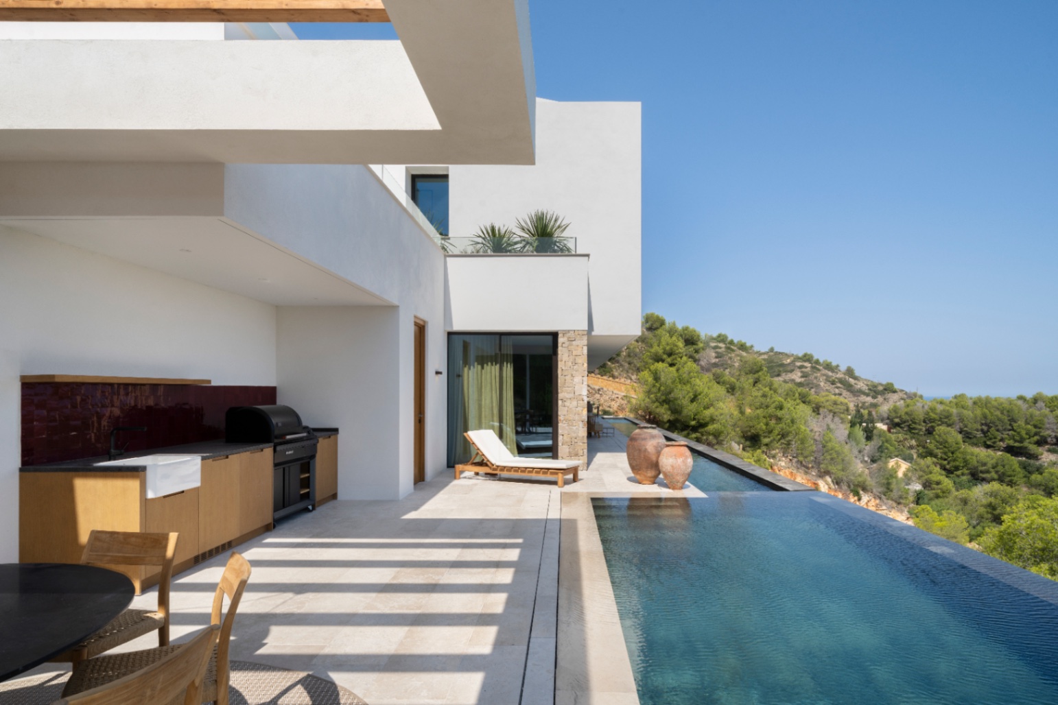 Ca Malva, een luxe villa in Jávea waar de architectuur samensmelt met de Middellandse Zee