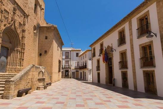 Exclusieve Perceel voor de Promotie van 12 Chalets in Jávea | Unieke Investering aan de Costa Blanca